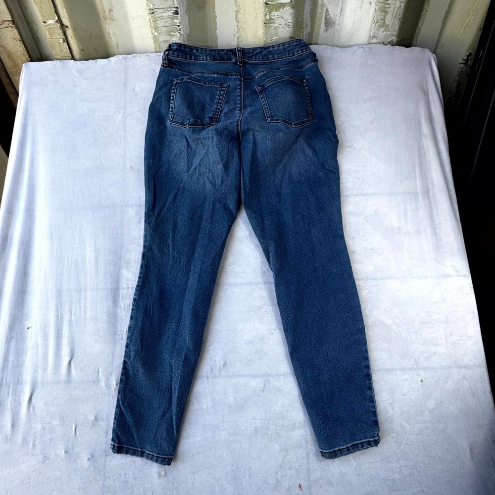 Style & Co Curvy Skinny Leg Jeans Womens 8 Blue Denim Cotton Stretch Travel